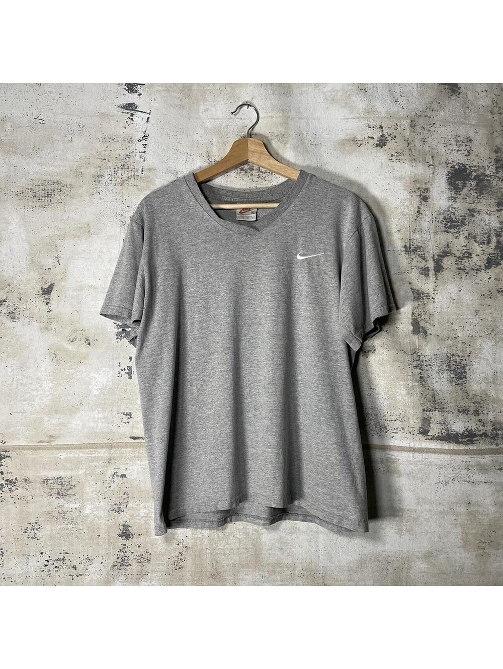 VTG Nike T-shirt Men’s M Gray Swoosh Check Made In USA White Tag V Neck Sports
